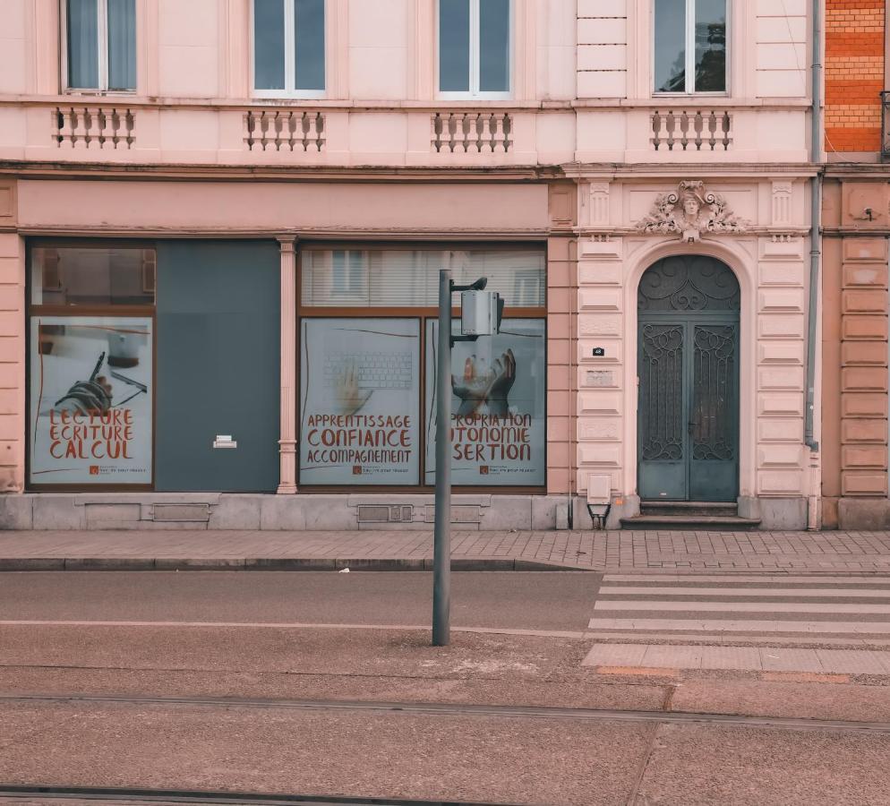 Grand Appartement Mulhouse Exterior foto